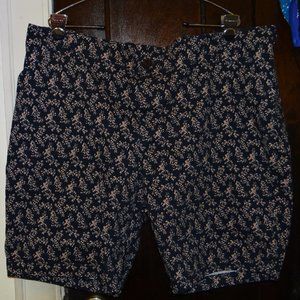 Lee Chino Floral Bermuda Shorts